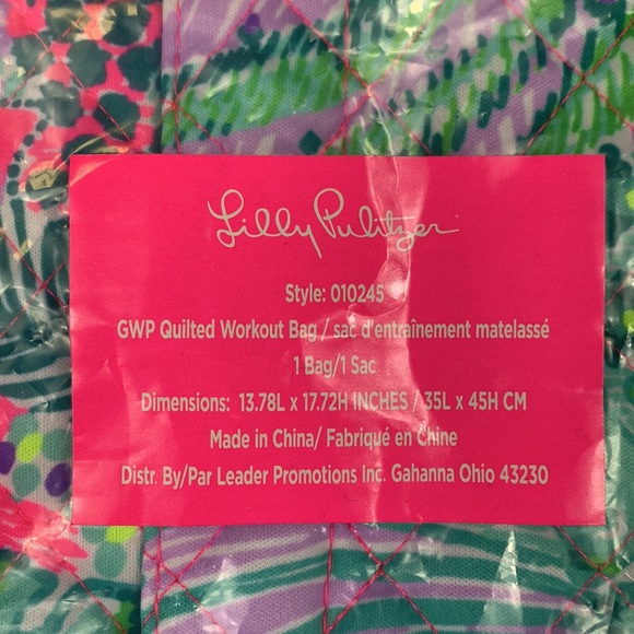 NWT Lilly Pulitzer quilted drawstring backpack in banana split - Picture 4 of 7